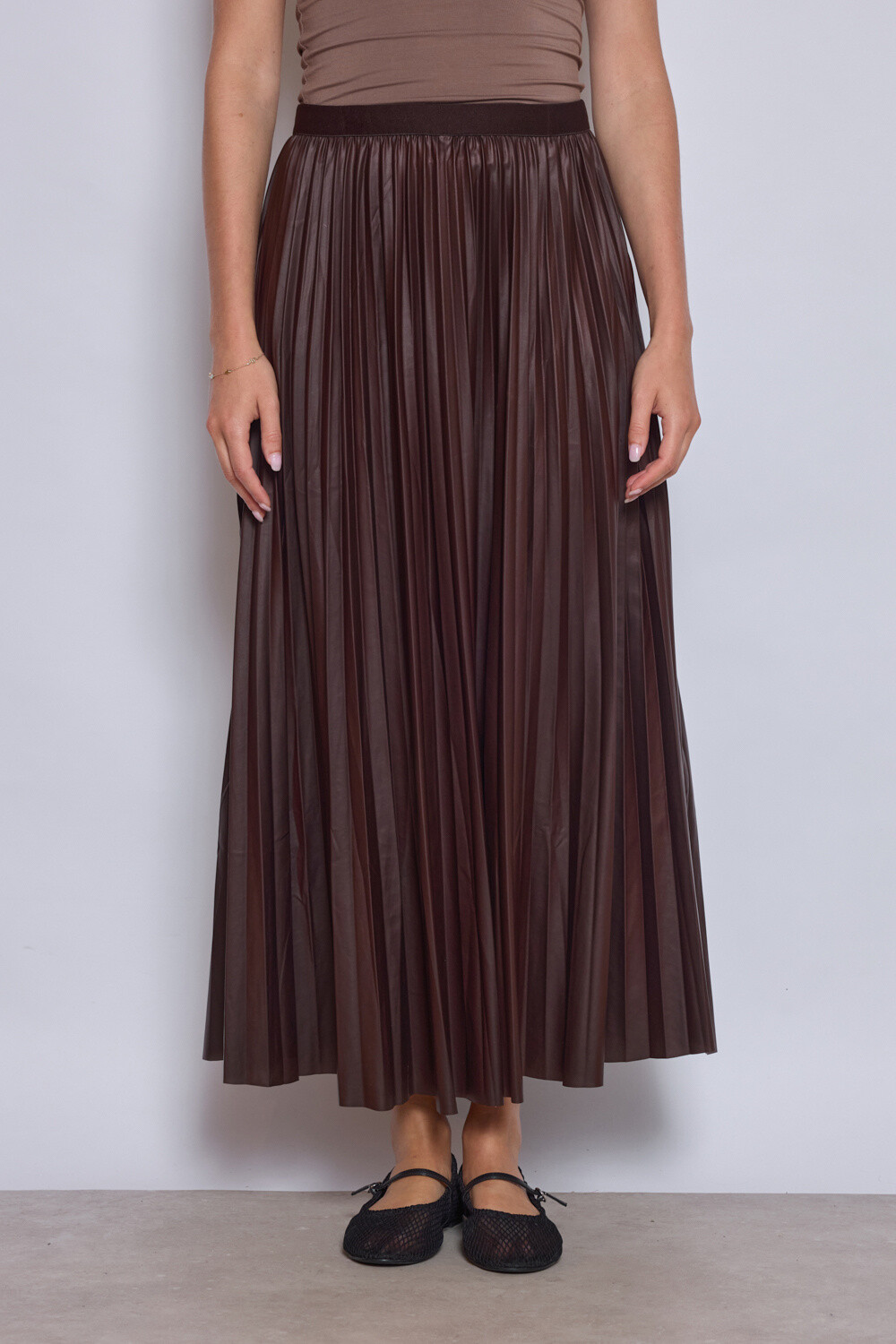 Grossiste JCL Paris - Jupe plissée longue avec taille élastique