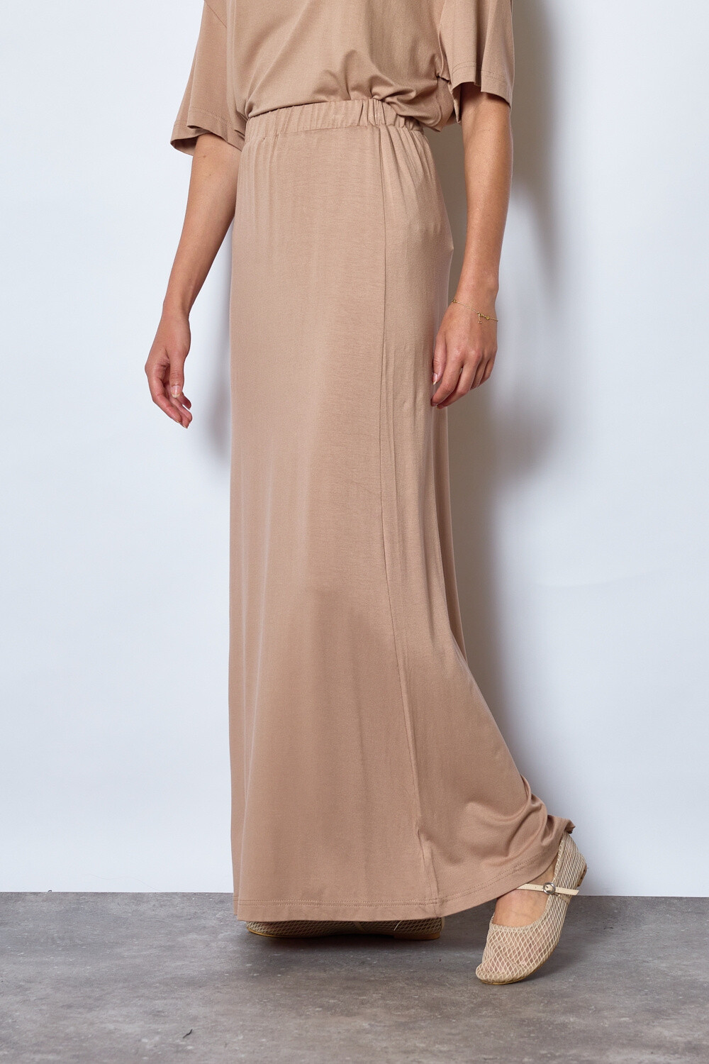 Wholesaler JCL Paris - Long fluid skirt with elasticated size