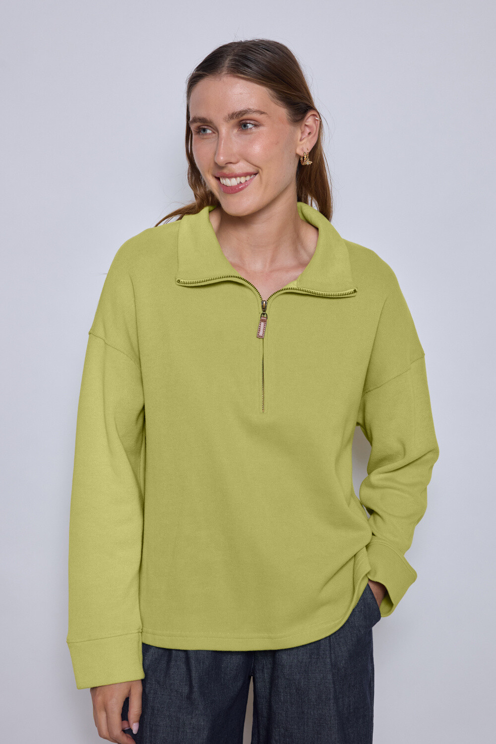 Grossiste JCL Paris - Sweat à col zippé