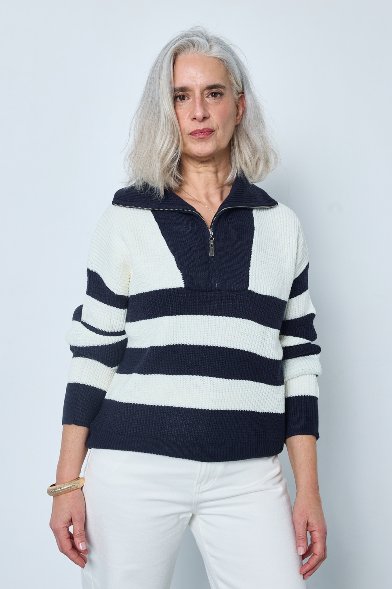 Grossista JCL Paris - Maglione con colletto a righe bianche e nere