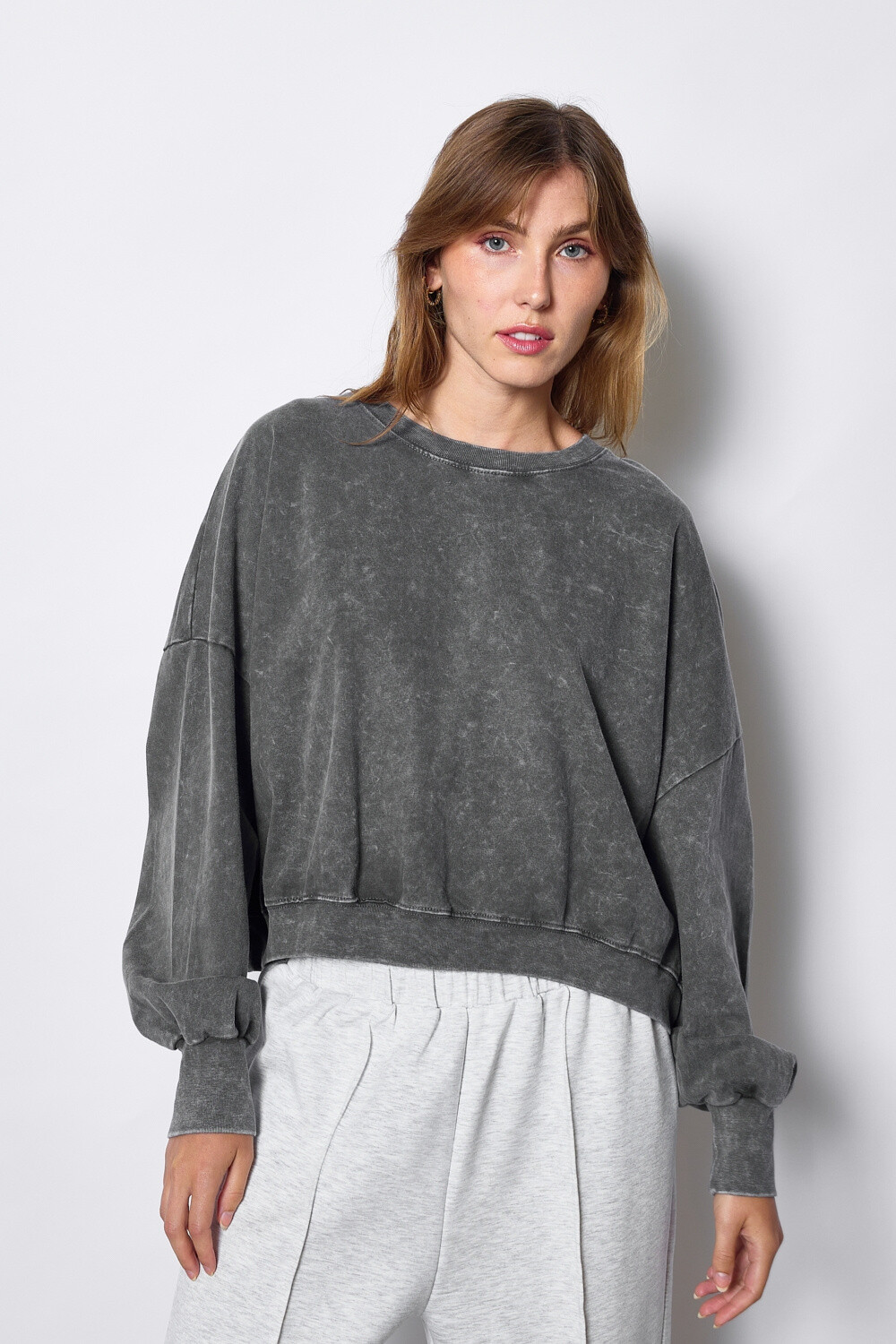 Grossiste JCL Paris - Sweat-shirt à l'effet délavé