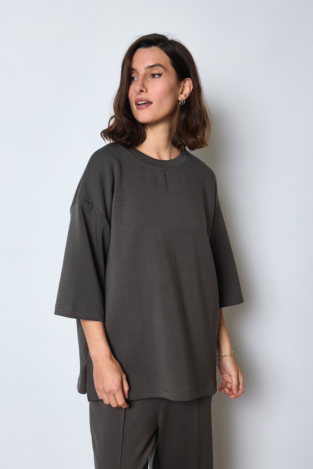 Großhändler JCL Paris - Das T-Shirt aus weichem Strick ist locker
