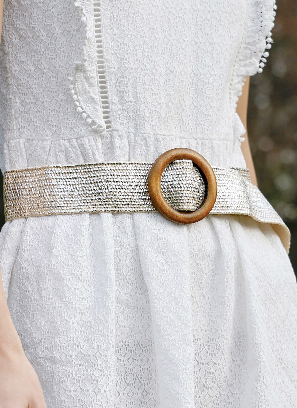 Grossiste JCL - Ceinture raphia en paille élastiqué boucle en bois