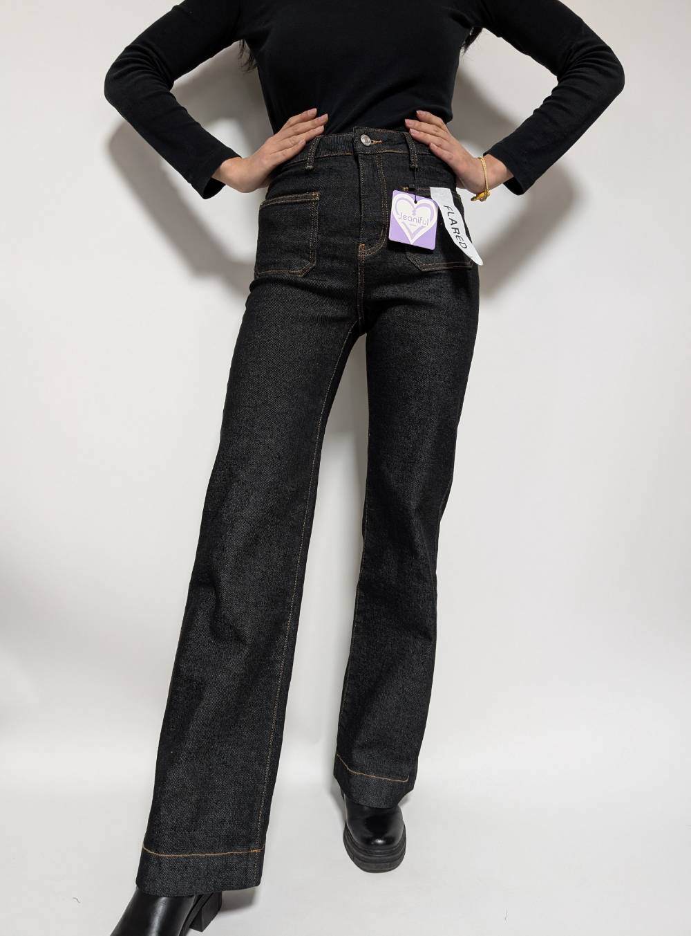 Grossiste JEANIFUL - Les Vintages •  STRAIGHT & FLARED