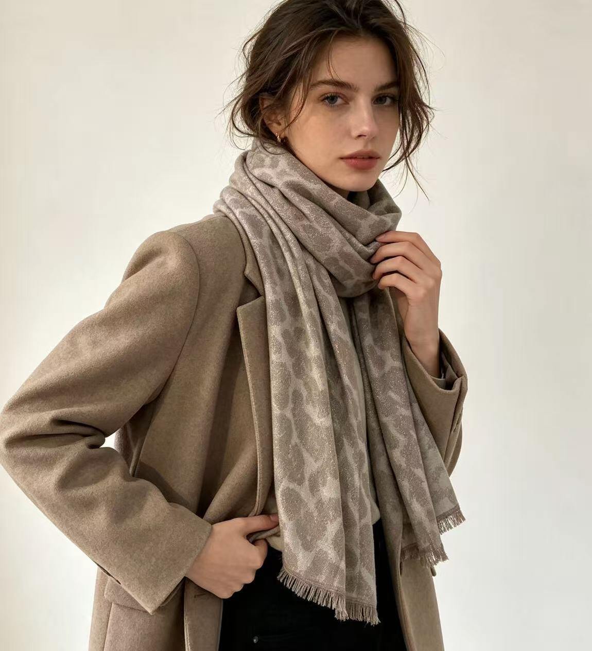 Wholesaler JERRY.AMY - Women's scarf in viscose and wool, 65x180 cm