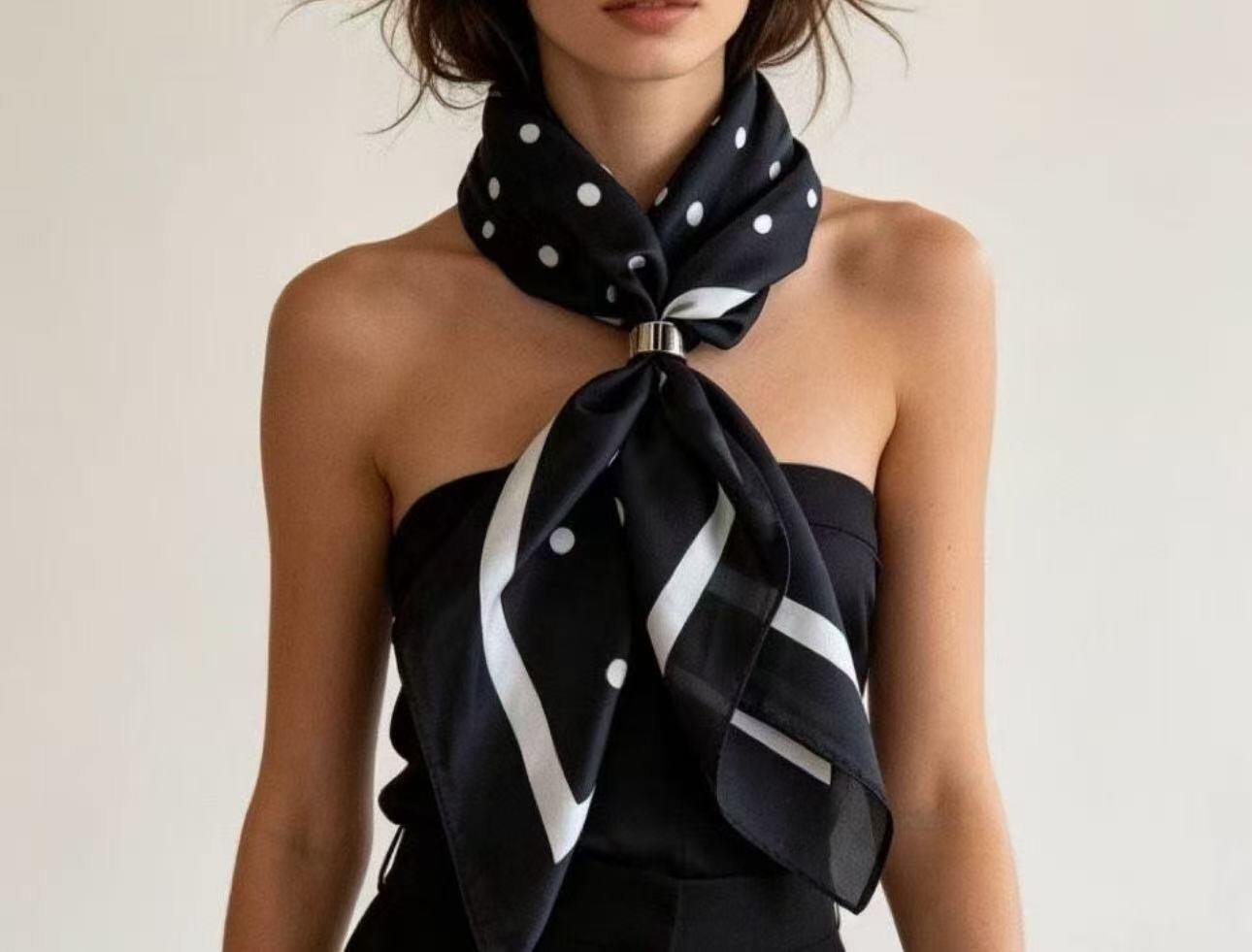 Wholesaler JERRY.AMY - Women's square scarf with buckle Size 65*65