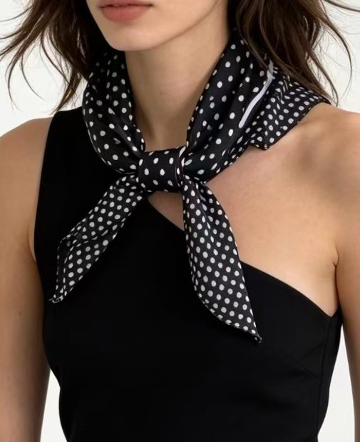Wholesaler JERRY.AMY - Women's small square scarf 70*70