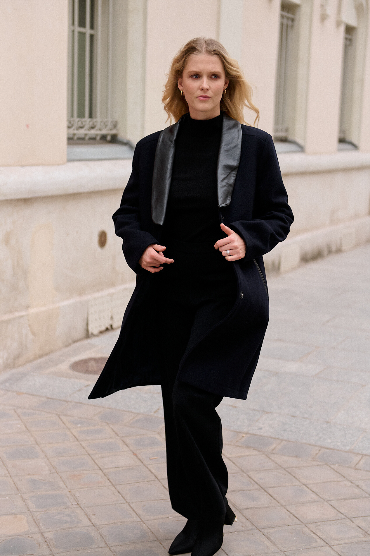 Wholesaler Jessy Line - Wool coat with faux leather collar
