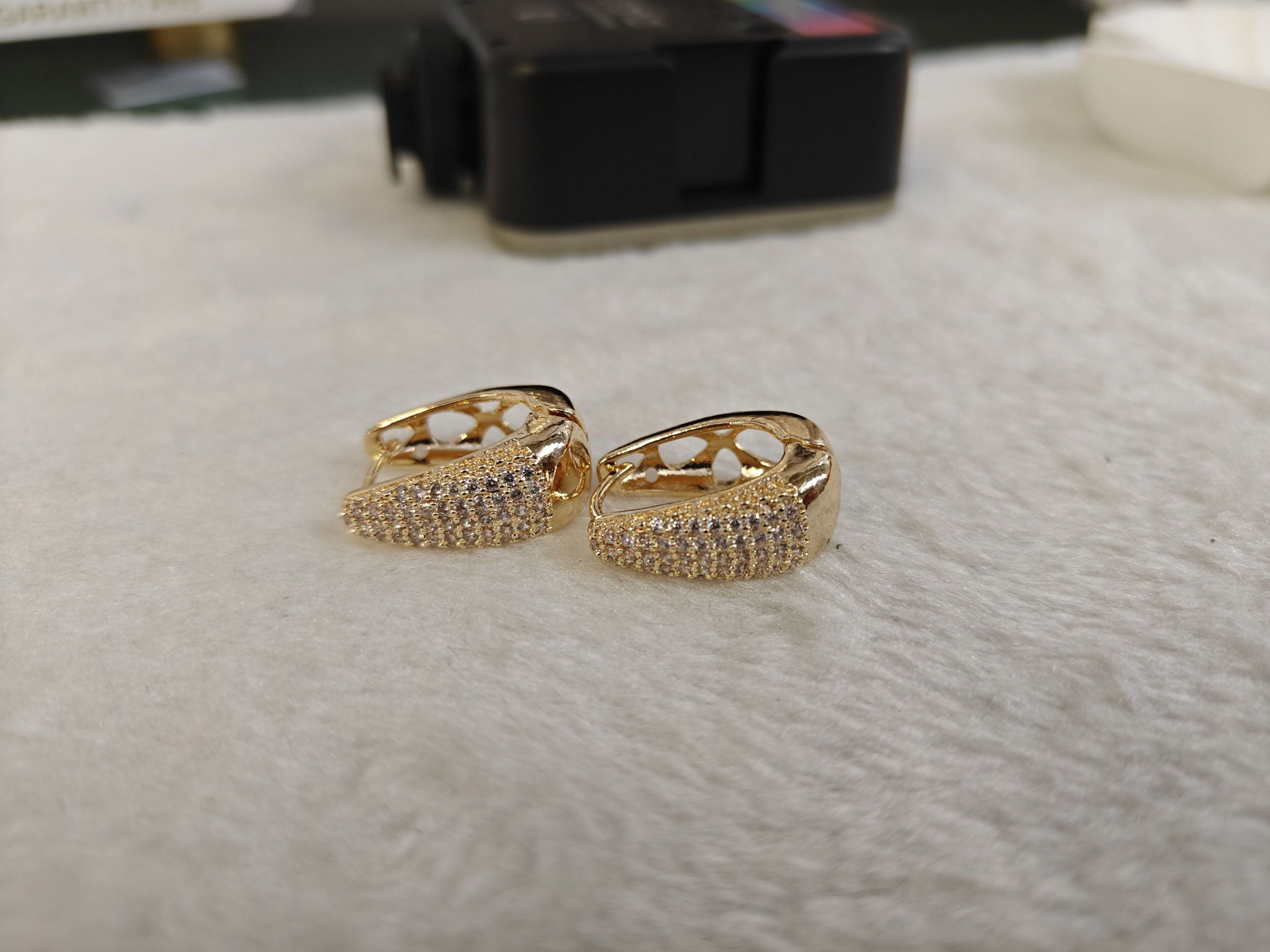 Wholesaler JINLONG BIJOUX - Orecchini with zirconia and oar