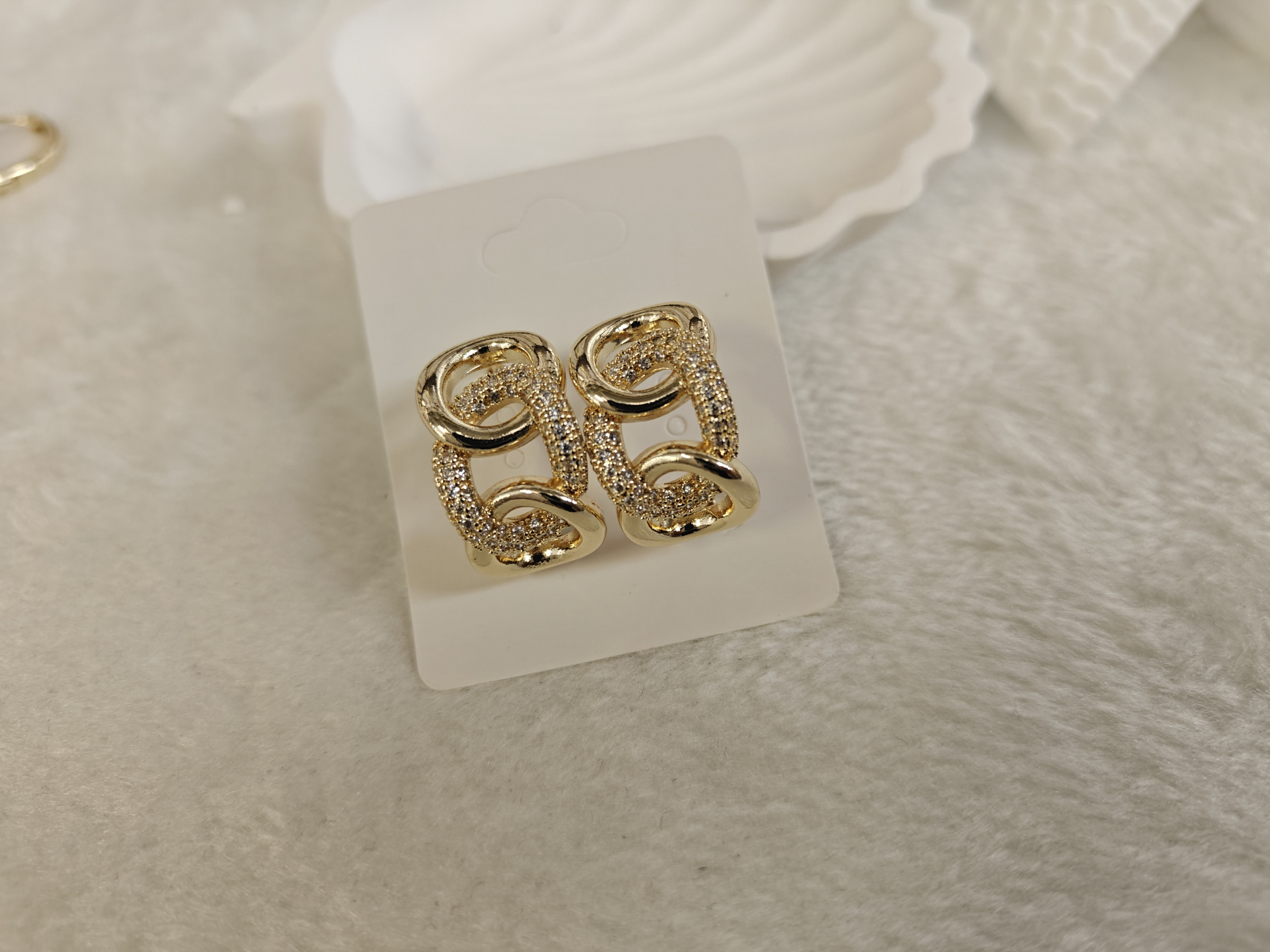 Wholesaler JINLONG BIJOUX - Orecchini with zirconia and oar