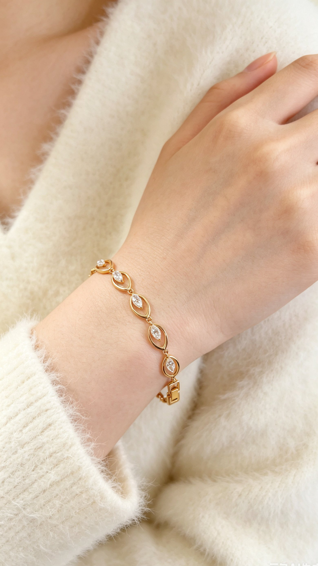 Wholesaler JINLONG BIJOUX - Bracciale with zirconia and plated oar