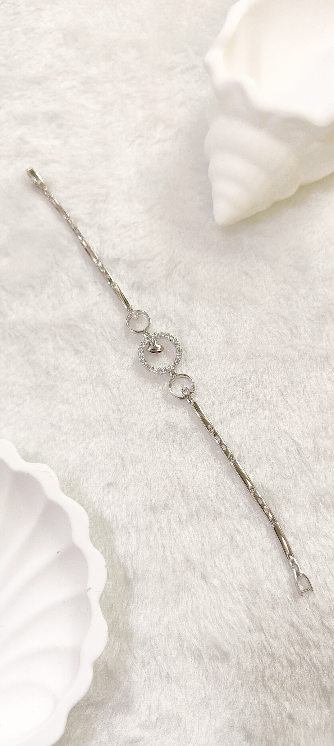 Mayorista JINLONG BIJOUX - Bracciale cerchio y corazón con circonitas y remo