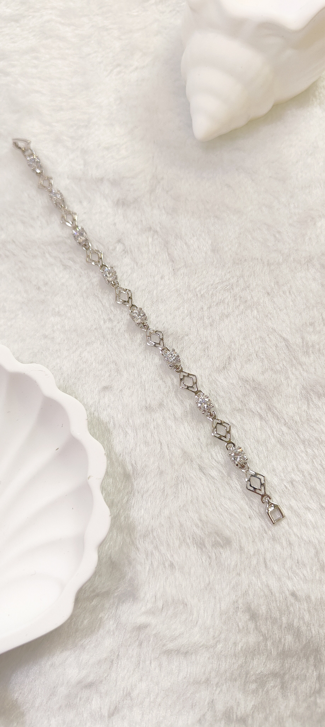 Mayorista JINLONG BIJOUX - Pulsera con rombo y resma de circonitas