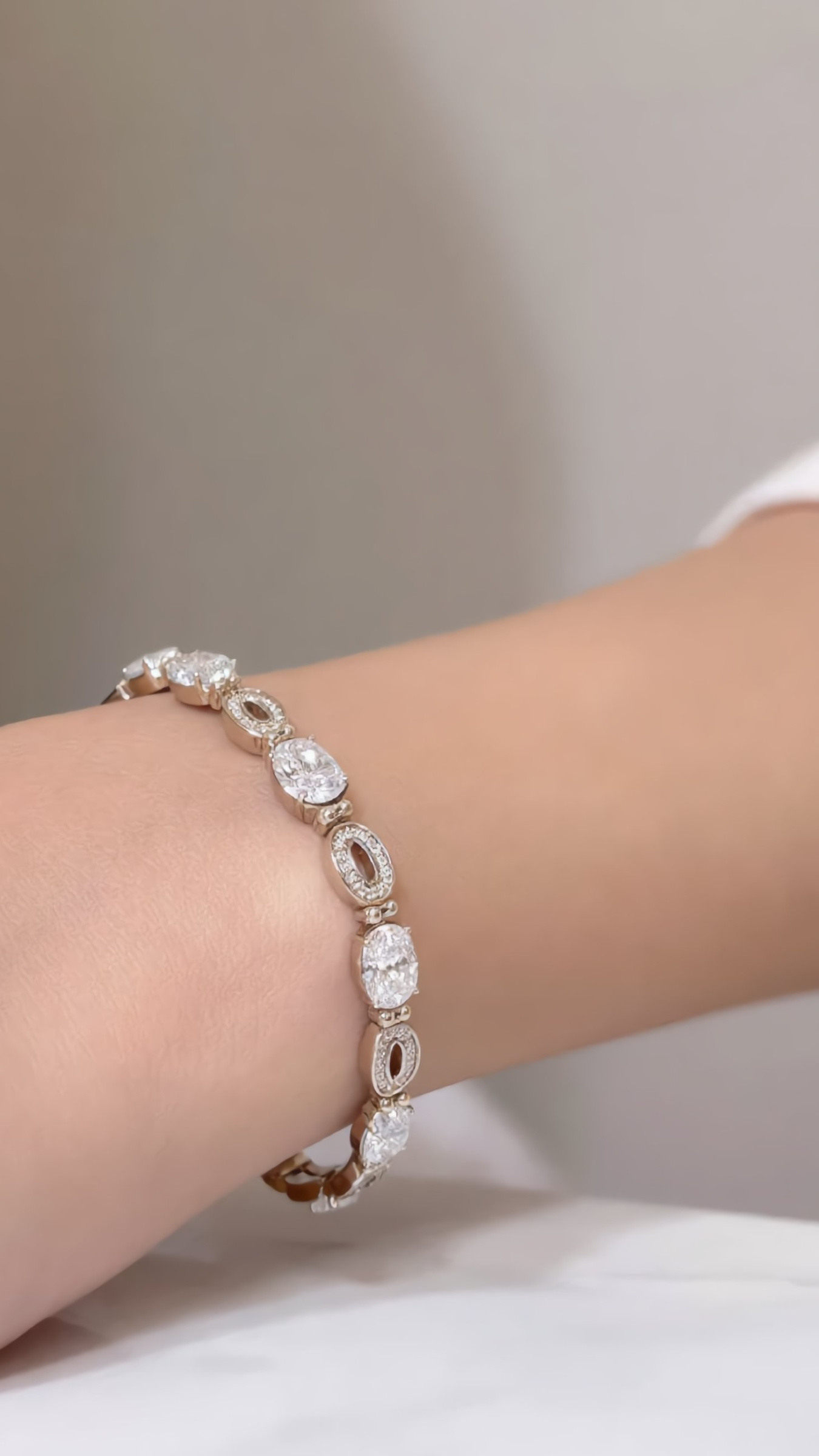 Wholesaler JINLONG BIJOUX - Bracciale con zirconia e rame platato rodiato