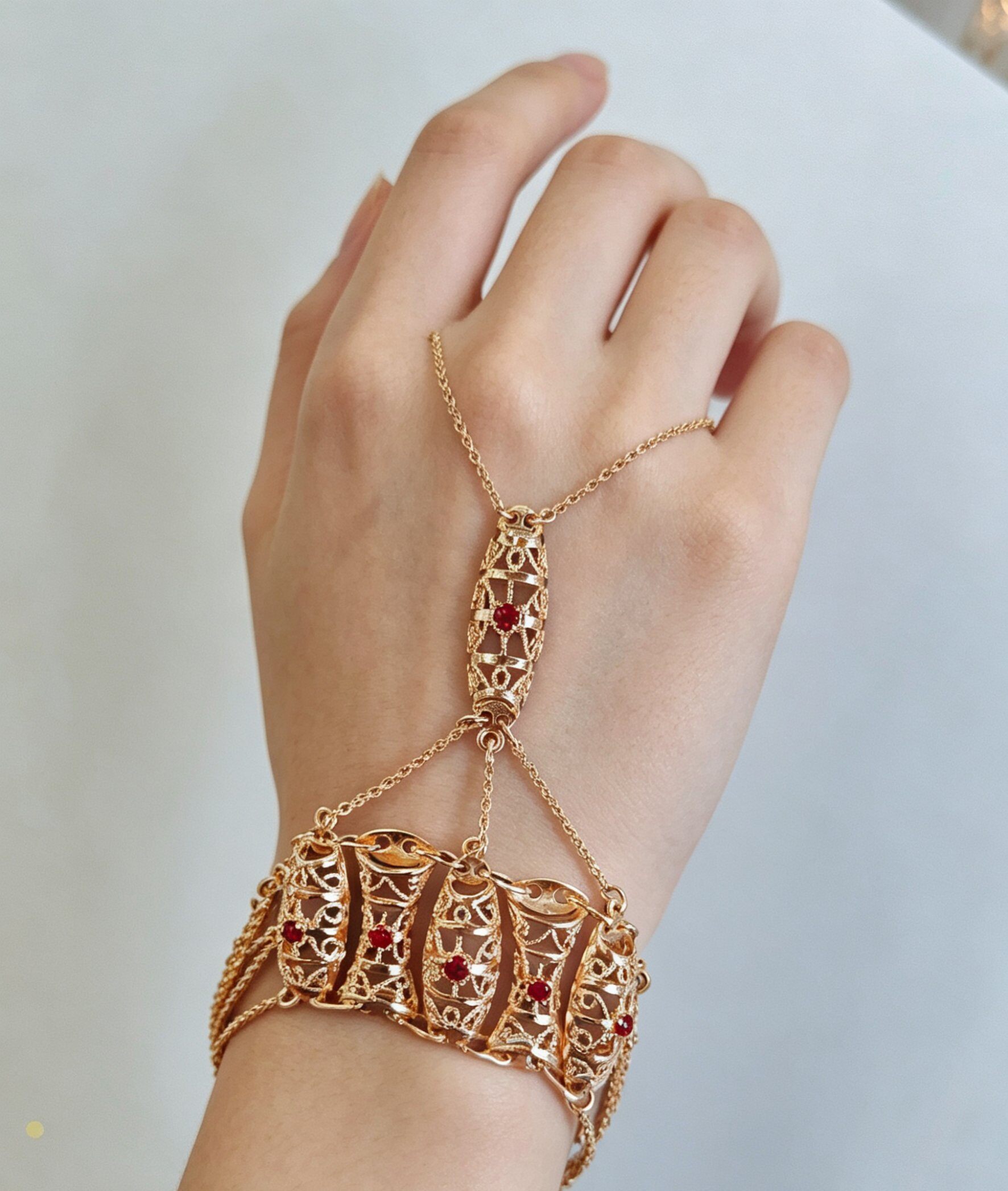 Wholesaler JINLONG BIJOUX - Bracciamano rame with zirconia rossi fashion