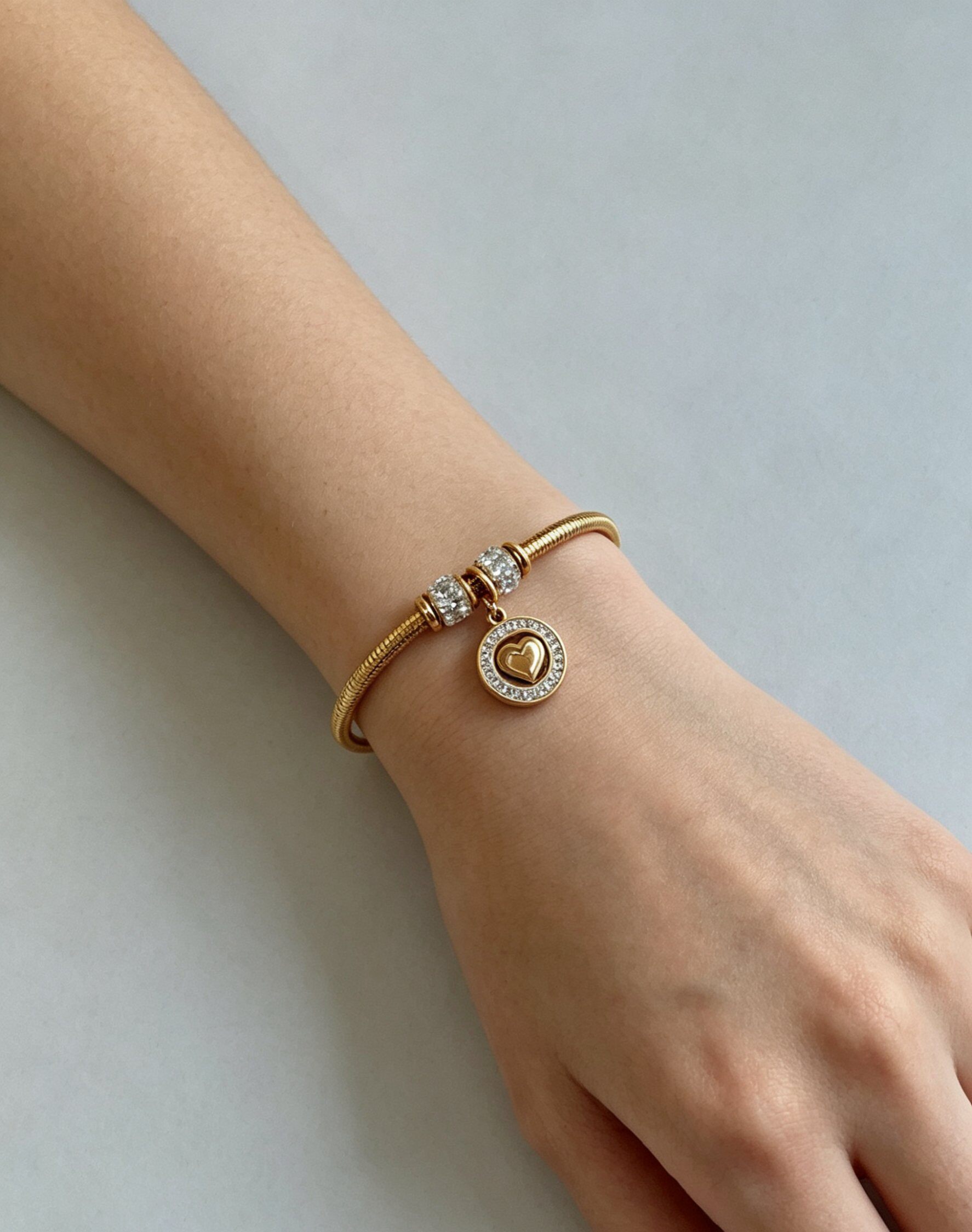 Wholesaler JINLONG BIJOUX - Bracciale a heart con chiusura a calamita acciaio