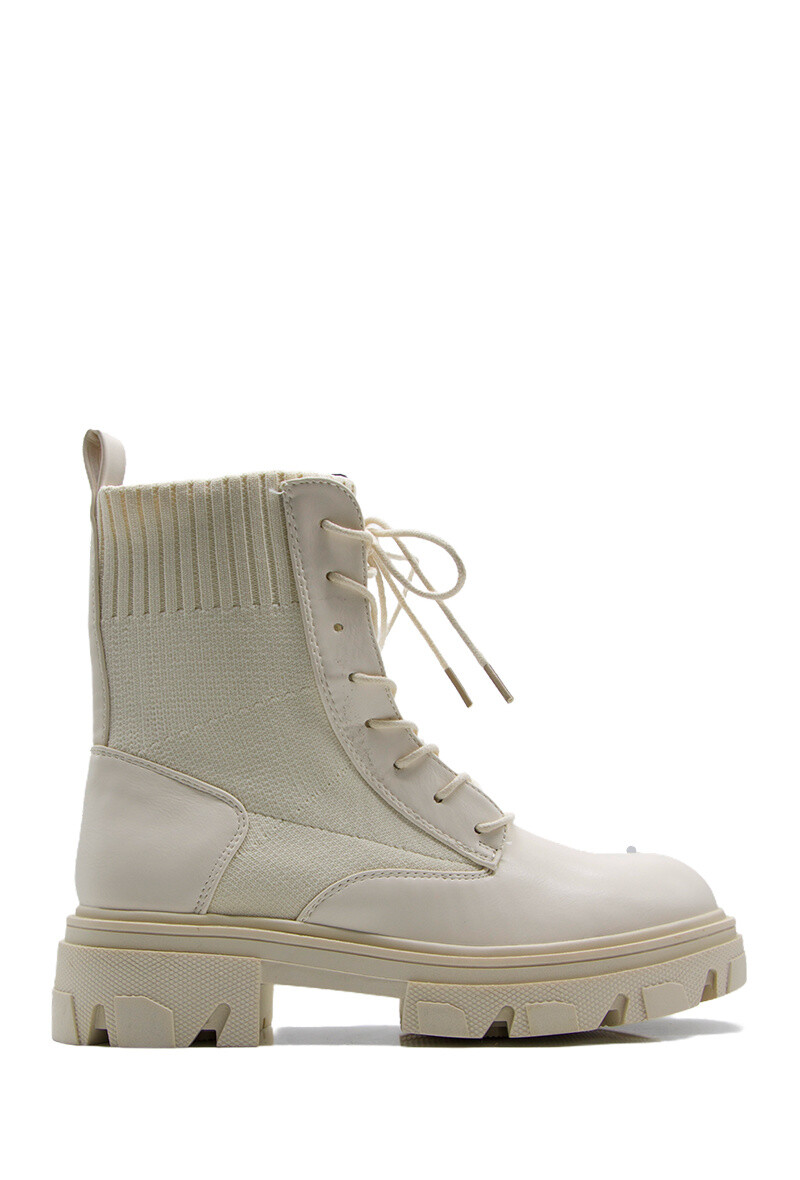 Wholesaler JM.DIAMANT - Ankle boots with lace