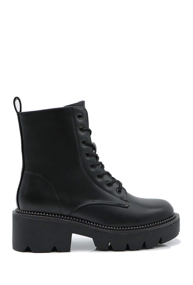 Wholesaler JM.DIAMANT - Ankle boots with lace