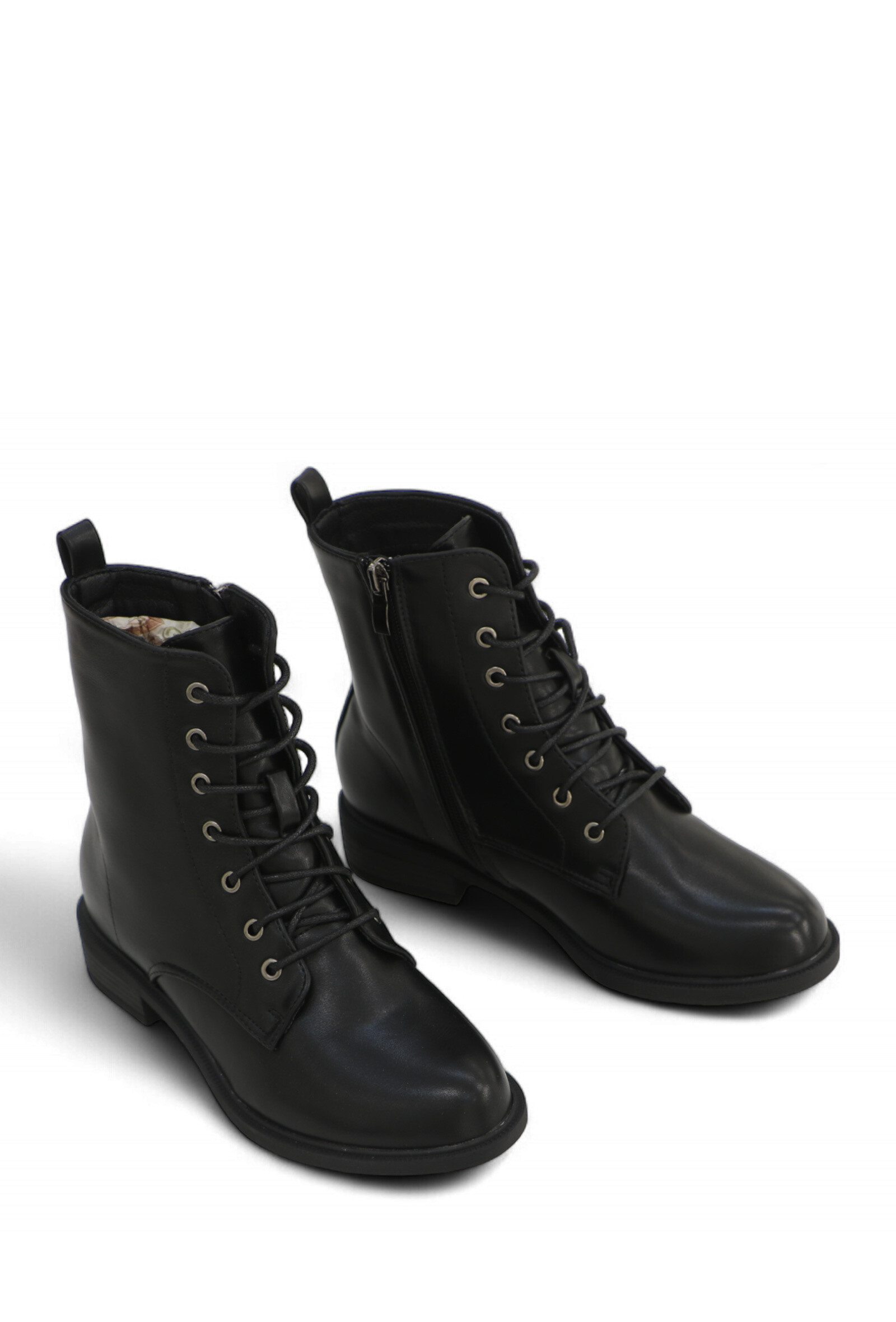 Wholesaler JM.DIAMANT - Ankle boots with lace