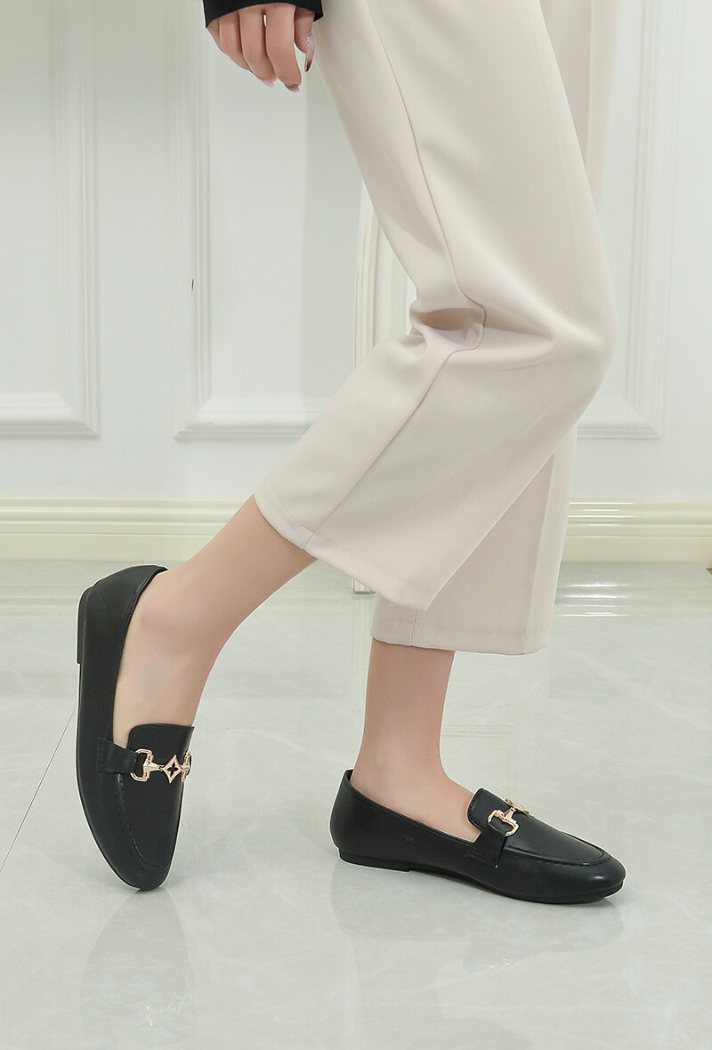 Wholesaler JM.DIAMANT - Low heel Moccassins