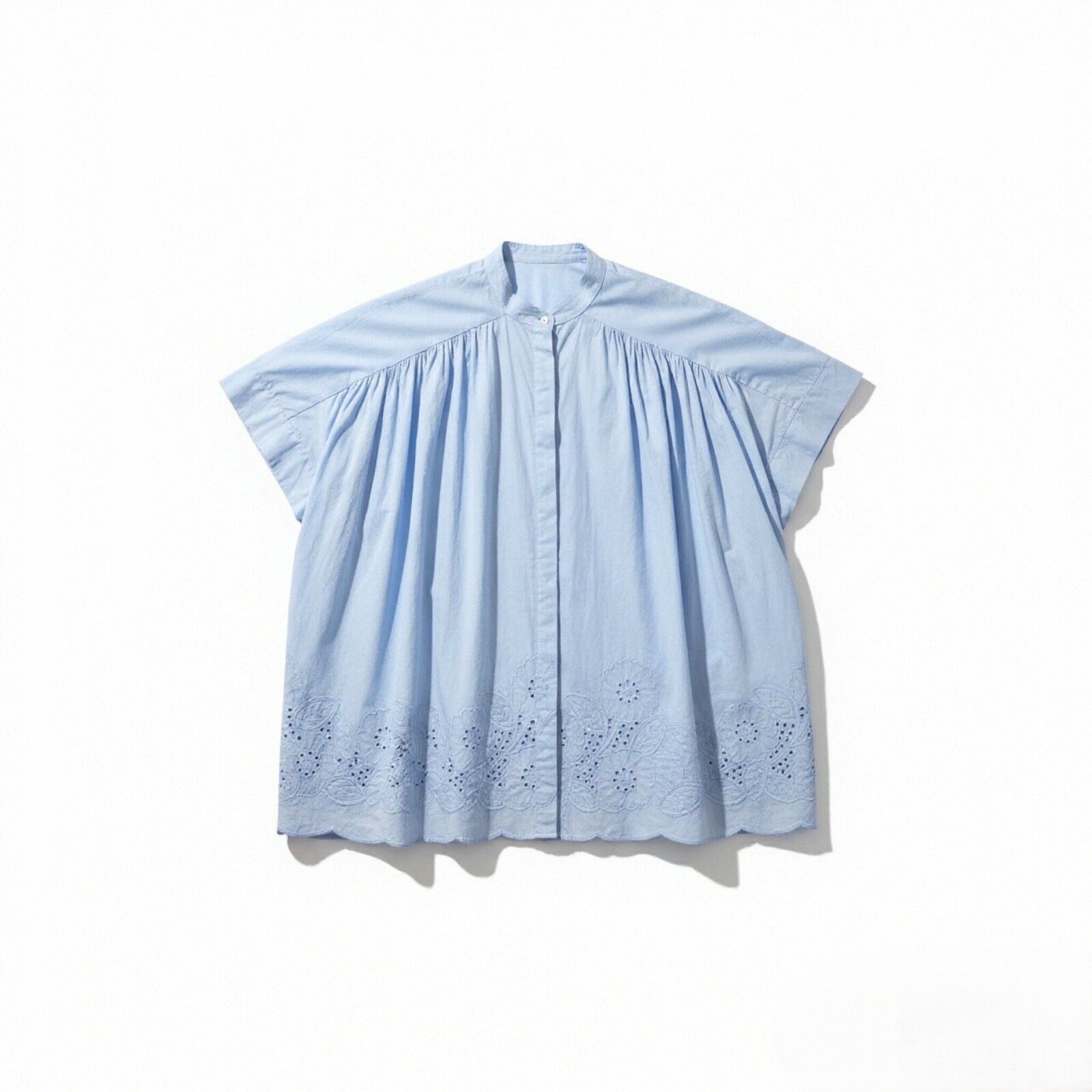 Wholesaler JNJ - Oversized shirt with intricate detailing