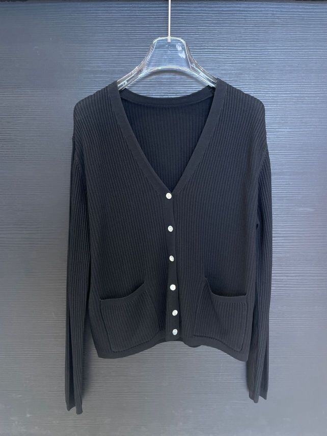 Grossista JNJ - Cardigan con lavorazioni trecciate