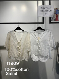 Wholesaler Joelly - Short-sleeved cotton top with floral embroidery and laces
