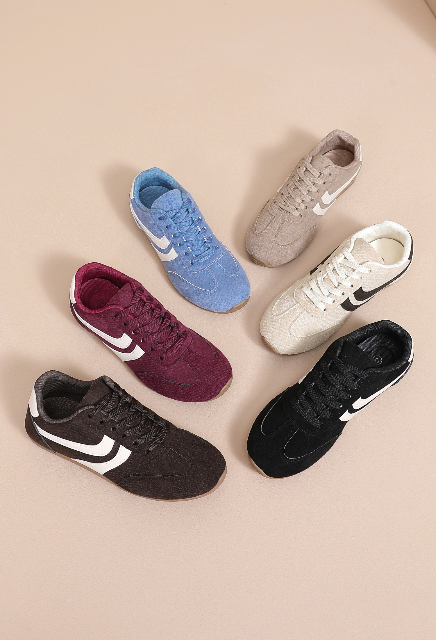 Mayorista JOIA PARIS - Zapatillas elegantes con cordones