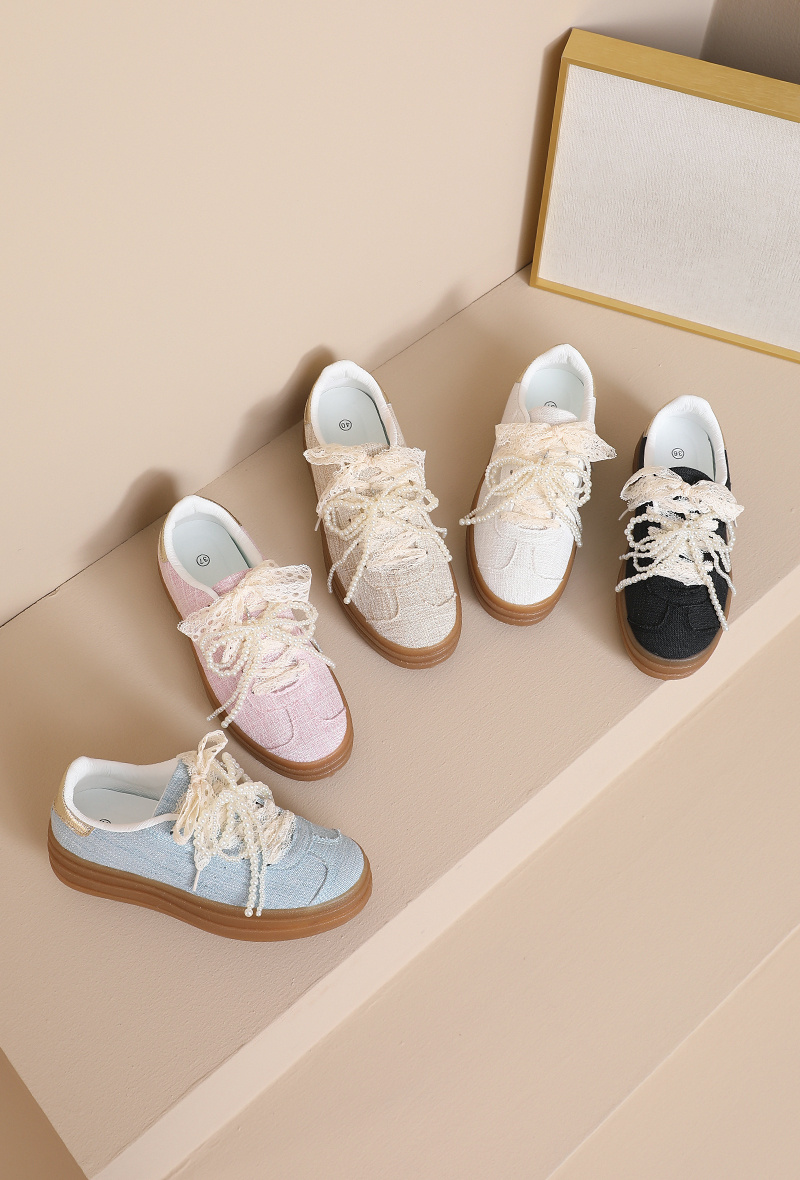Wholesaler JOIA PARIS - Lace sneakers