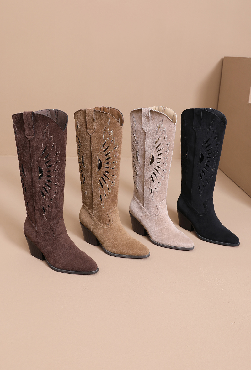 Grossiste JOIA PARIS - Bottes Perforées à Talon Style Santiags