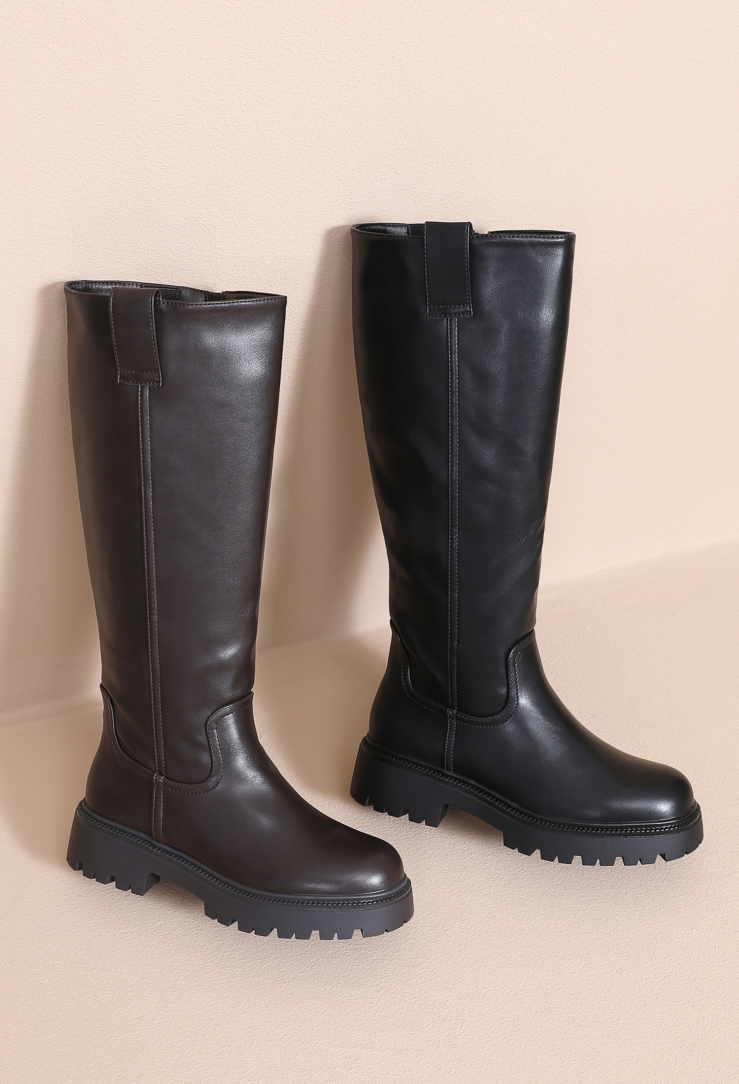 Grossiste JOIA PARIS - Bottes Femme à Semelle Crantée