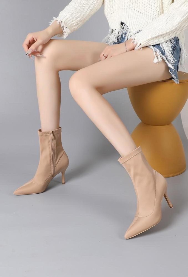 Wholesaler JOIA PARIS - POINTED TOE HEELED ANKLE BOOTS H8-258