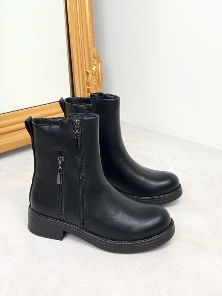 Wholesaler JOIA PARIS - Ankle boots