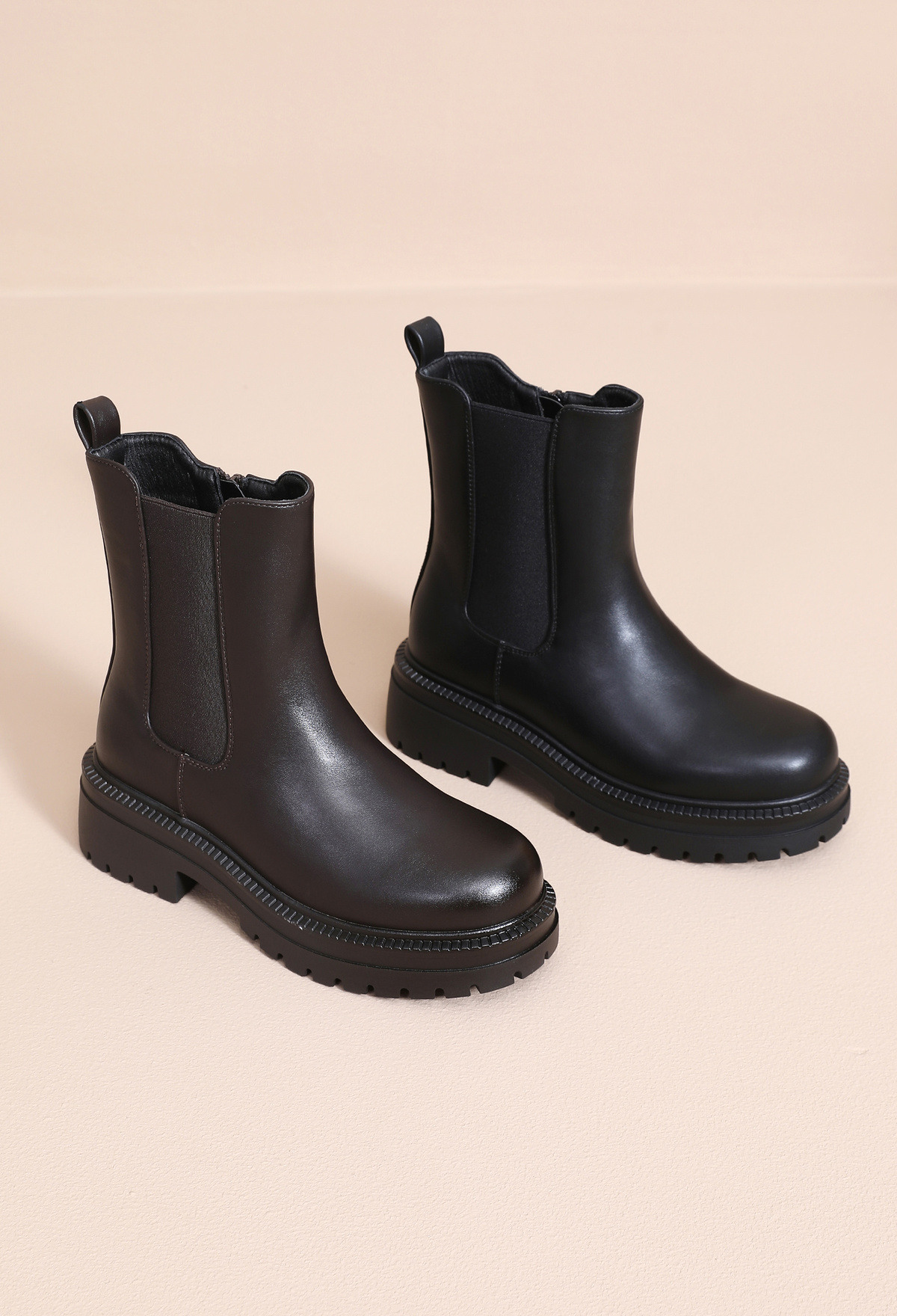 Großhändler JOIA PARIS - Damen Chelsea-Stiefel mit Profilsohle
