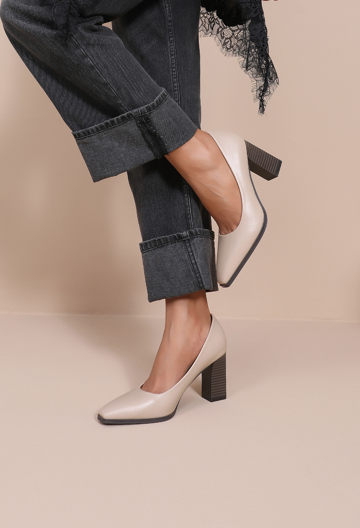 Wholesaler JOIA PARIS - Women's Block Heel Pumps – Square Toe Timeless Elegance