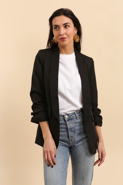 Grossiste JOLIFLY - Veste tailleur femme – Élégance moderne & polyvalence Grossiste JOLIFLY - Veste tailleur femme – Élégance moderne & polyvalence