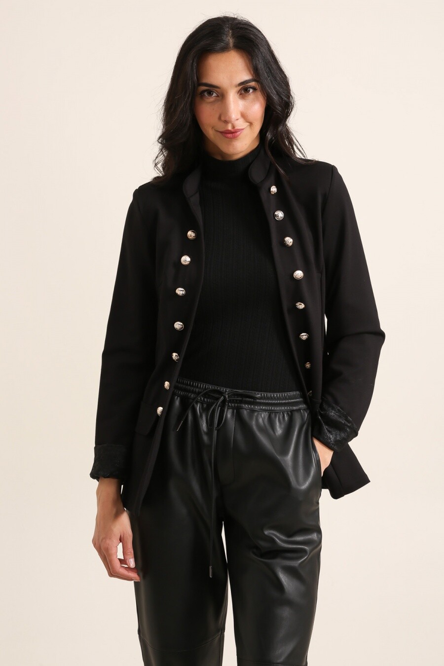 Mayorista JOLIFLY - Chaqueta de oficial negra con solapas metálicas - Elegancia chic y toque glamuroso