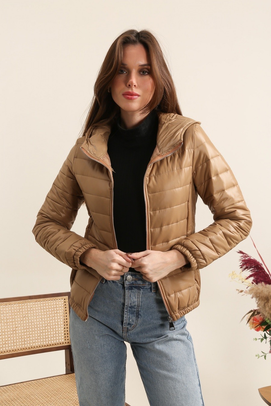 Grossiste JOLIFLY - Manteau matelassé à capuche – Tailles S à XXL