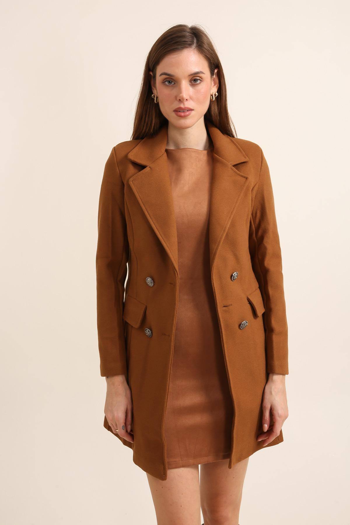 Wholesaler JOLIFLY - Elegant double-breasted coat – Structured straight cut