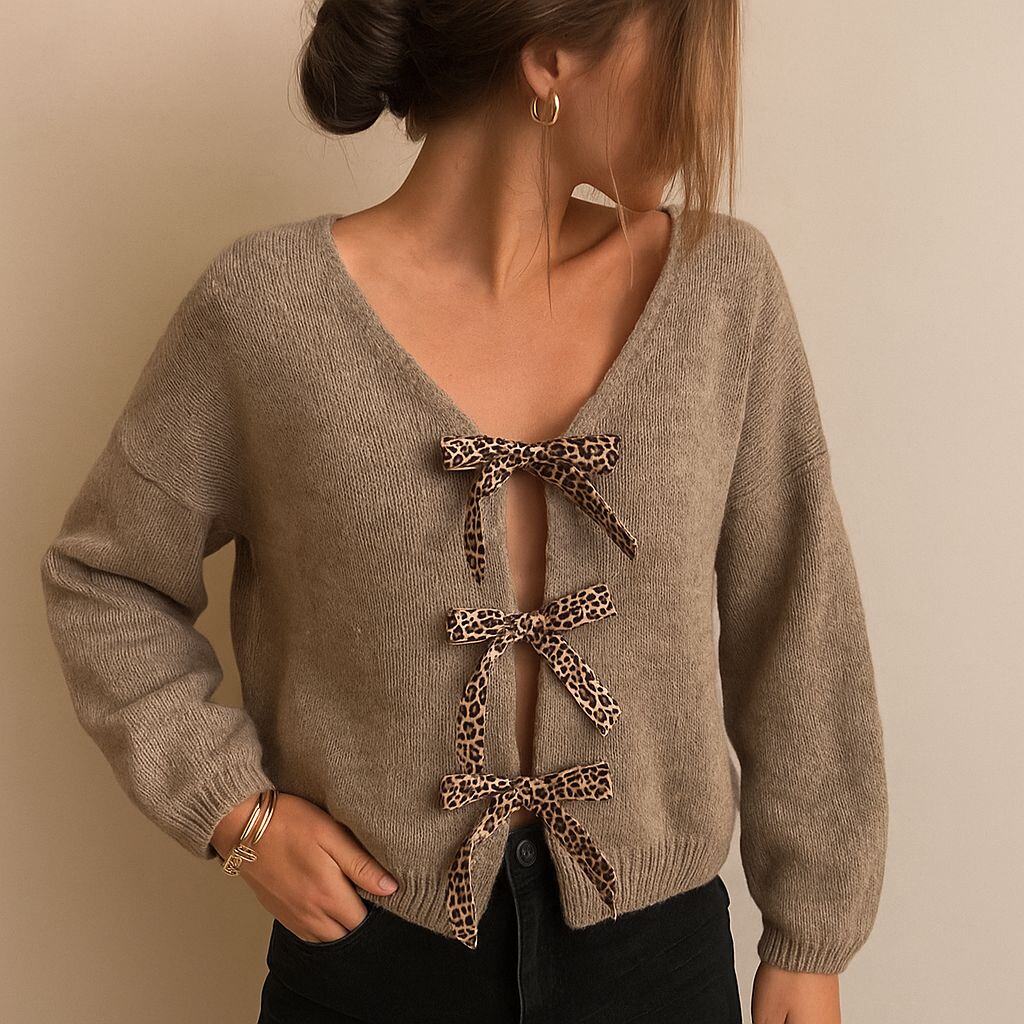 Grossiste JOLIFLY - Cardigan à Nœuds Léopard – Effet Chic & Décontracté