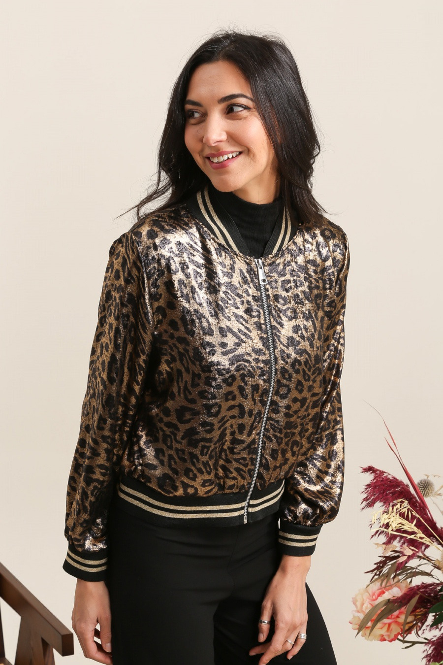 Wholesaler JOLIFLY - Shiny leopard print bomber