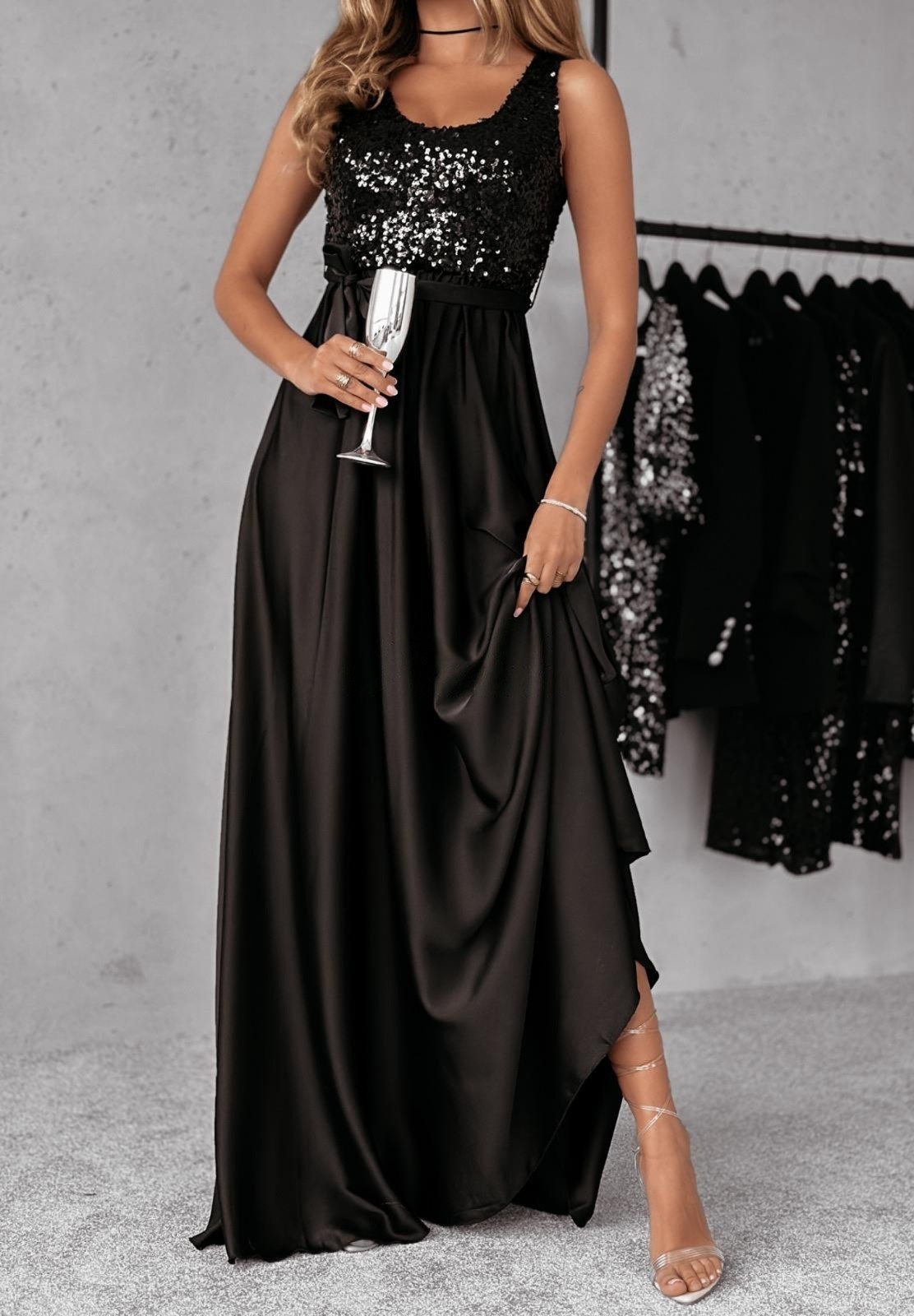 Wholesaler JOLIFLY - Long satin sequin dress – Glamorous elegance