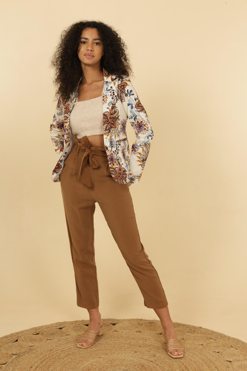 Grossista JOLIFLY - Giacca blazer con stampa floreale e maniche con risvolto a righe