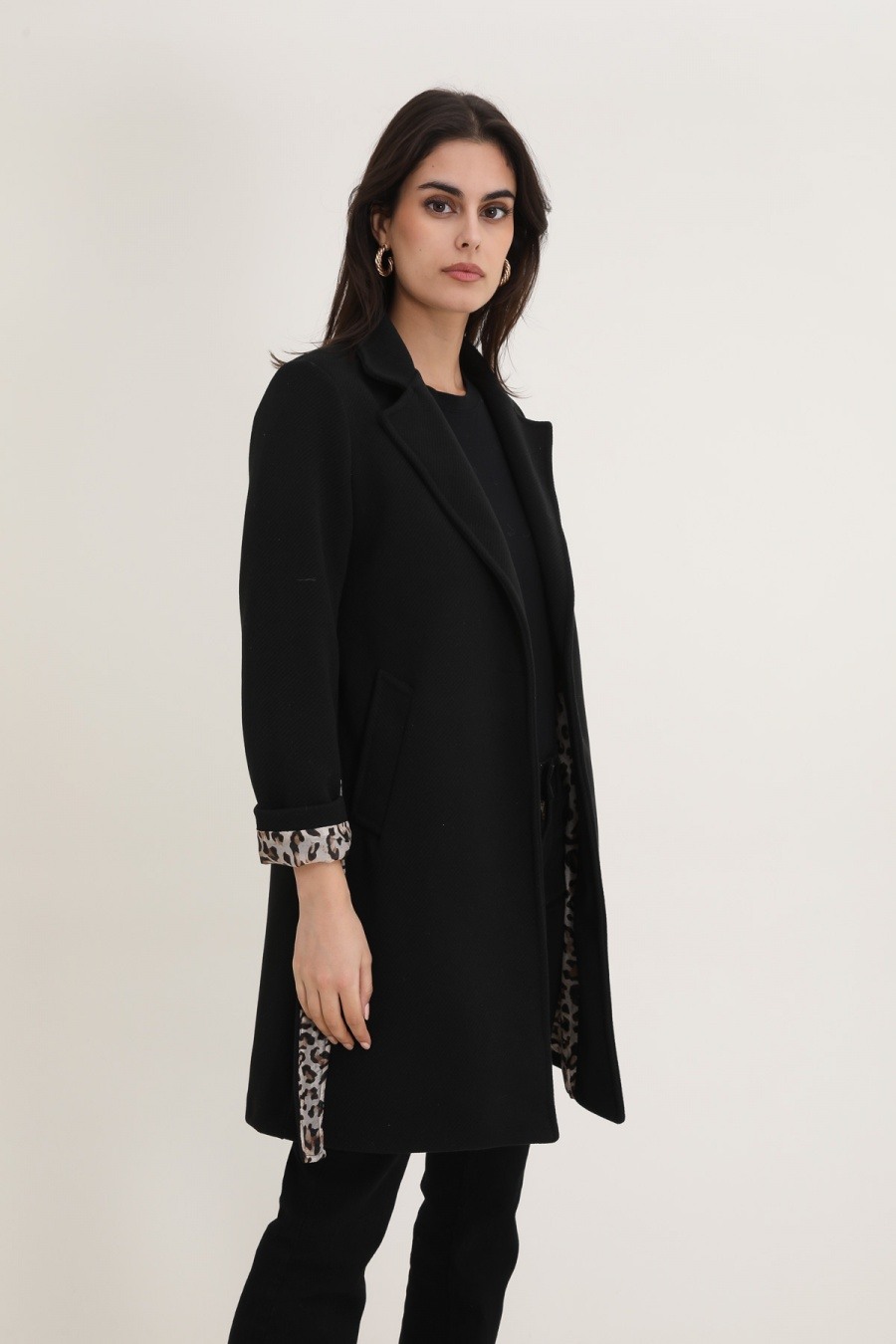 Wholesaler JOLIFLY - Black coat with leopard print lining