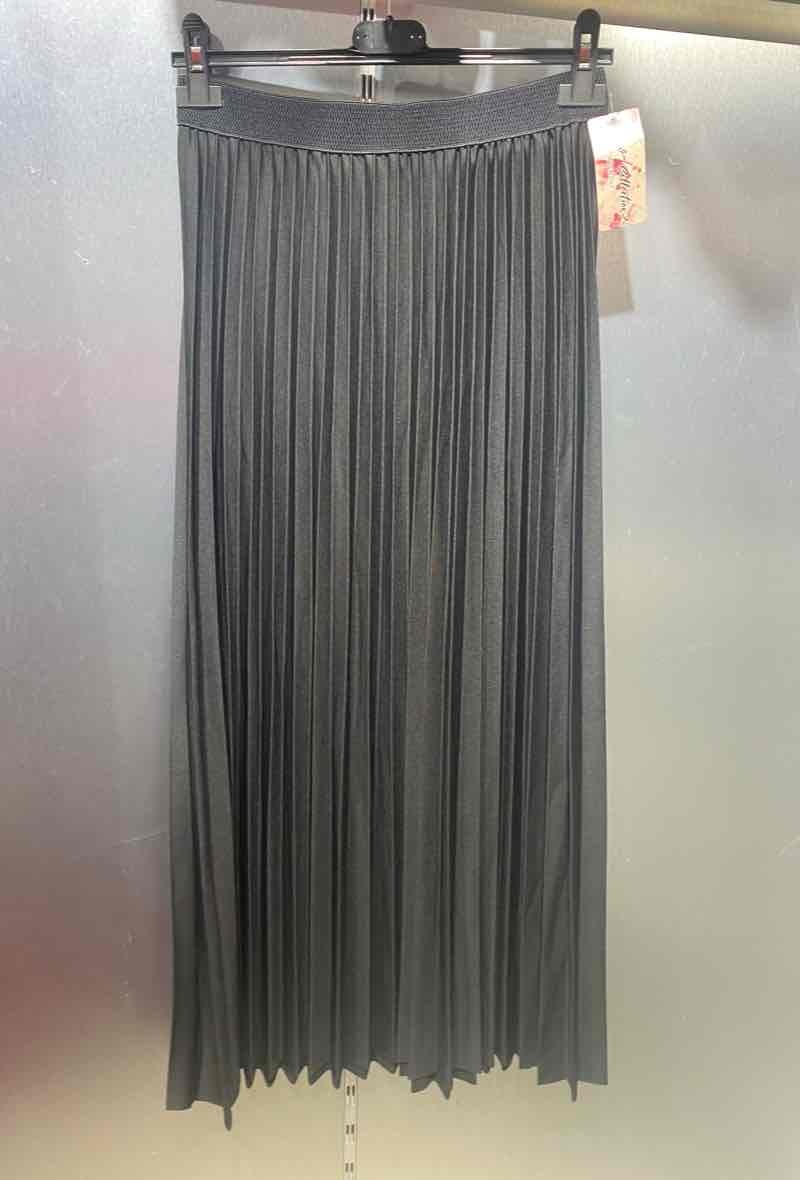 Wholesaler Joliko - pleated skirt