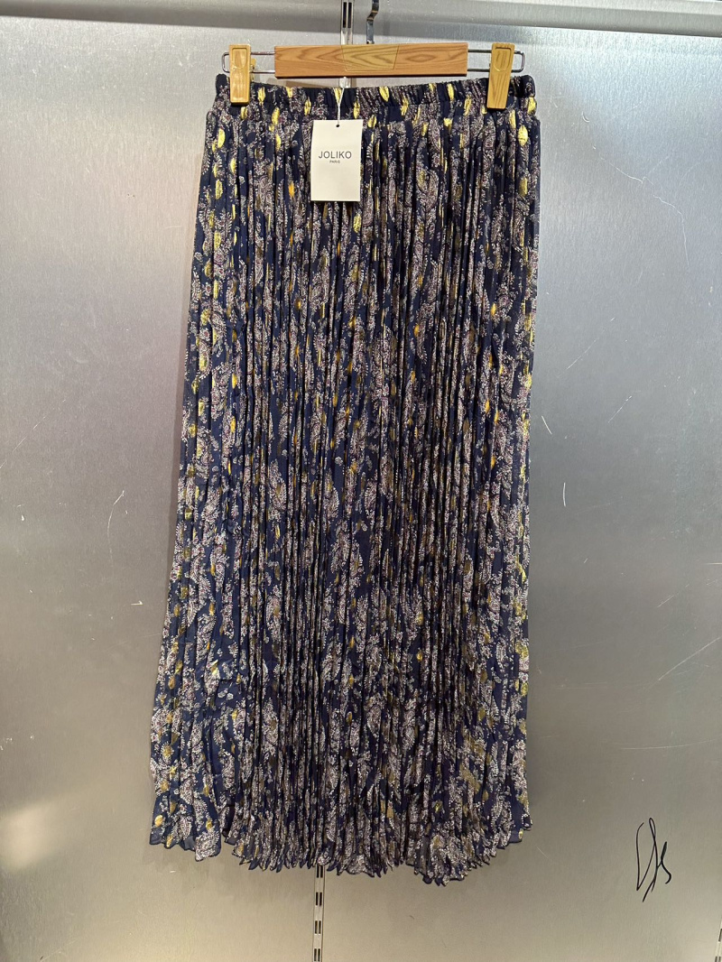 Wholesaler Joliko - LONG FLORAL PLEATED SKIRT