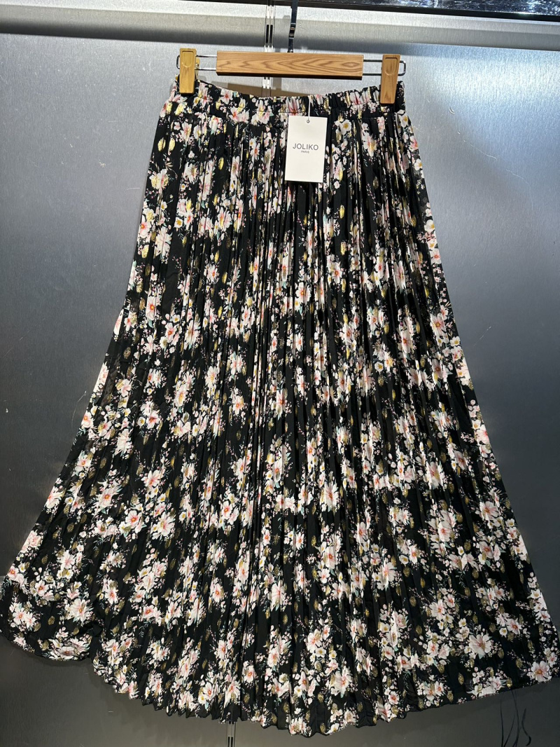 Wholesaler Joliko - LONG FLORAL PLEATED SKIRT