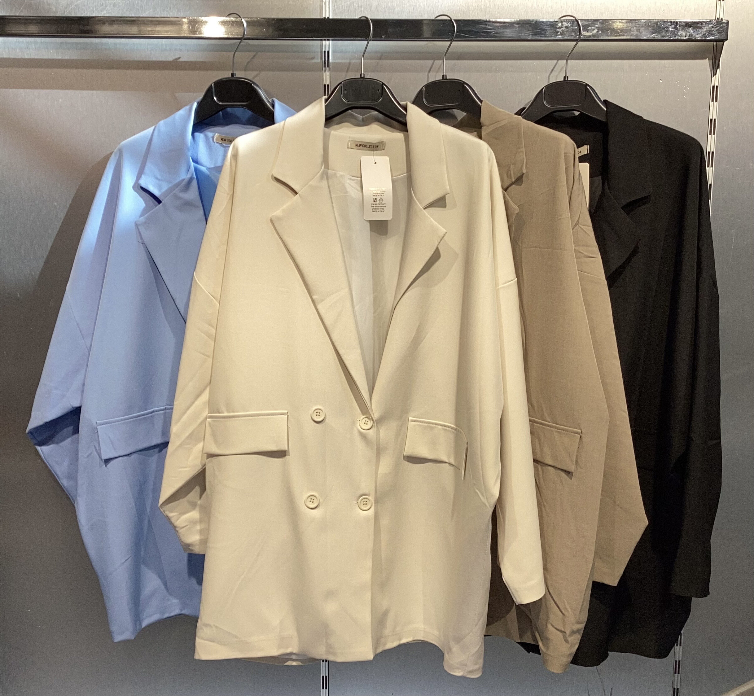 Wholesaler Joliko - Button jacket