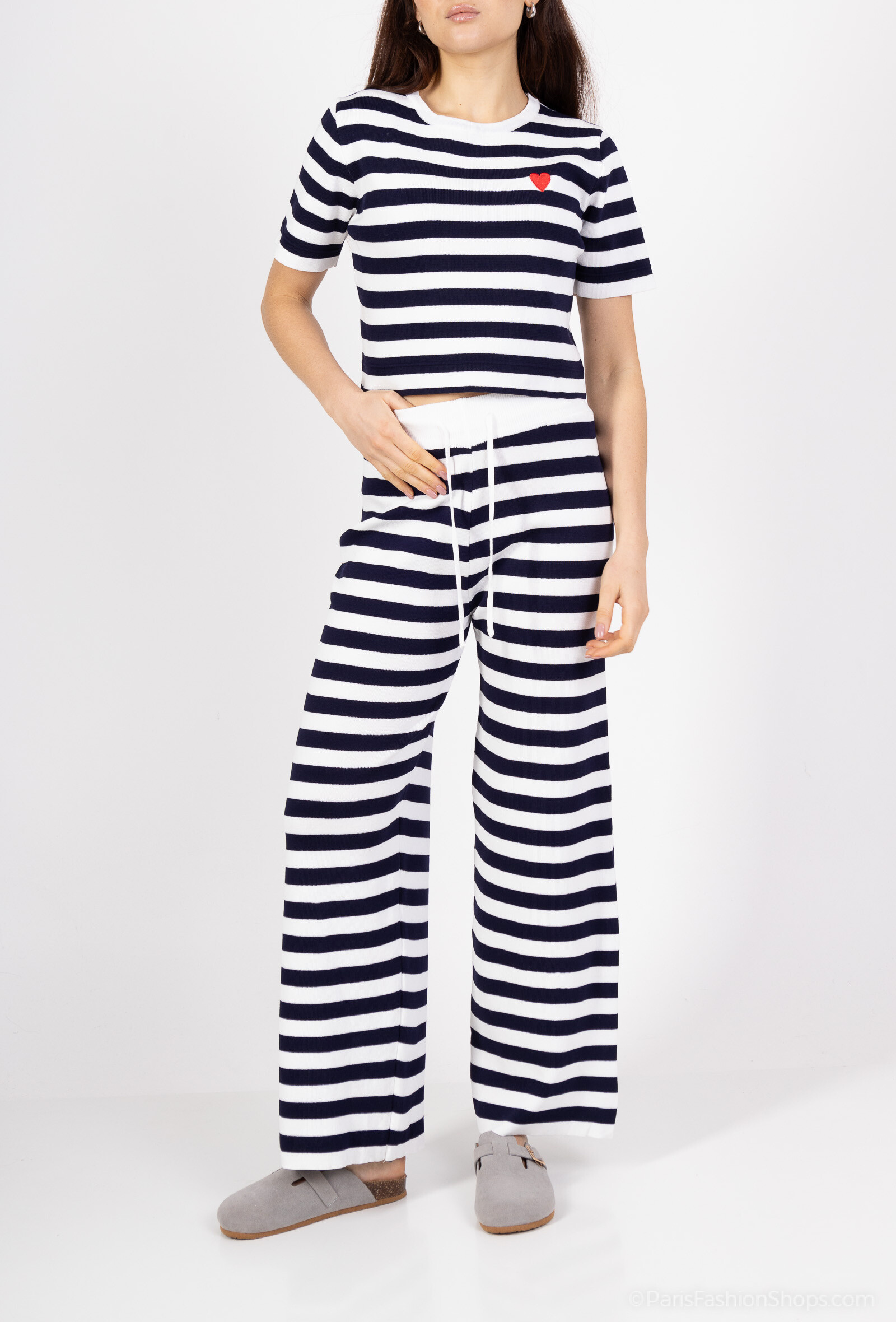 Wholesaler Jolio & Co - Striped set embroidered with a heart