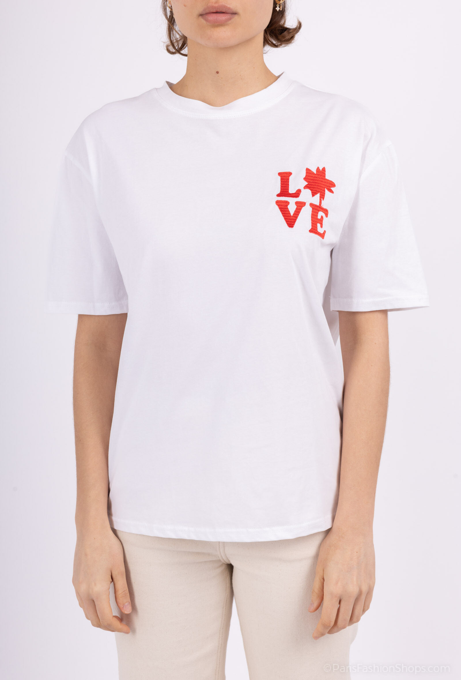 Wholesaler Jolio & Co - "Love" embroidered t-shirt